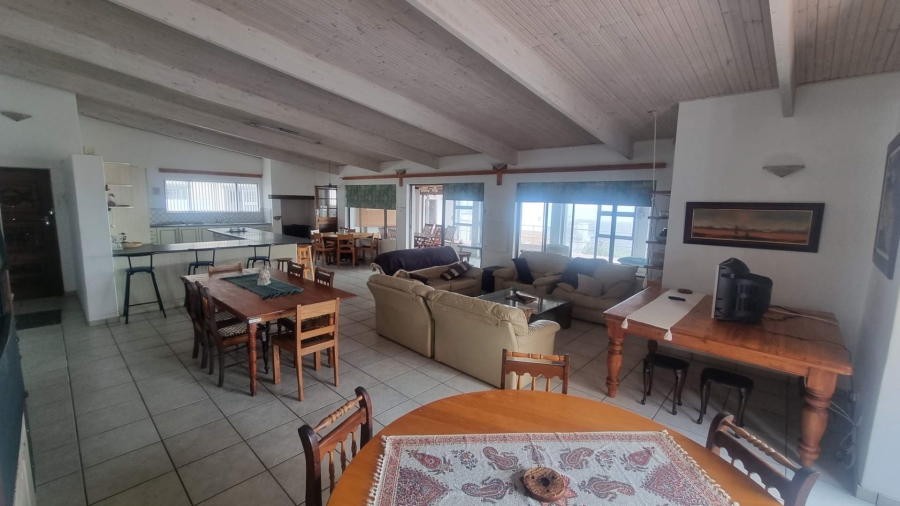 5 Bedroom Property for Sale in Yzerfontein Western Cape